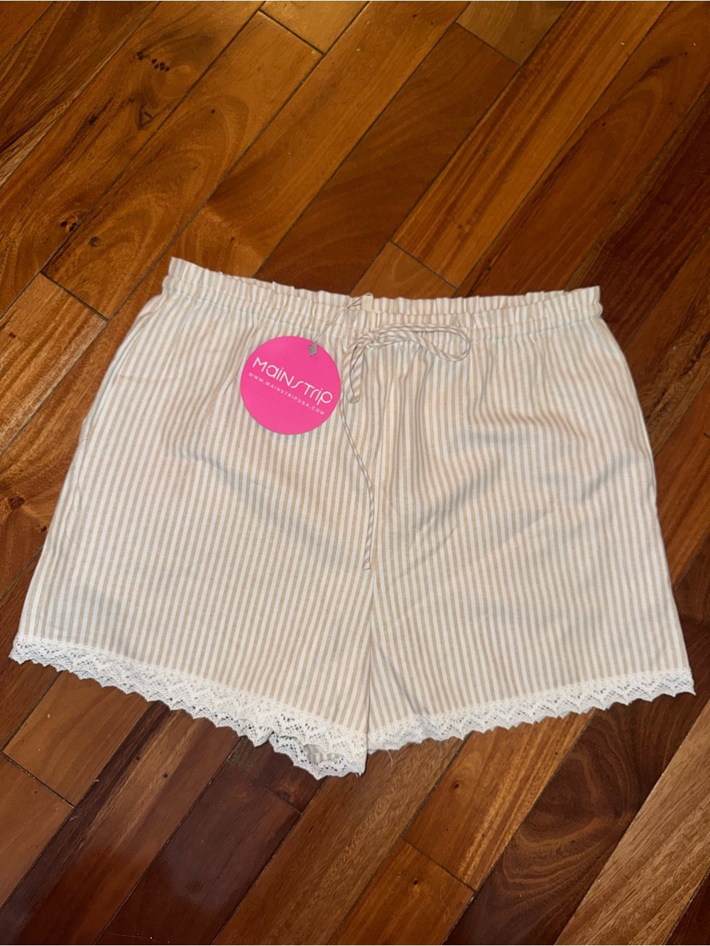 Main Strip Cream and White Striped Lace-Trim High Waist Shorts
